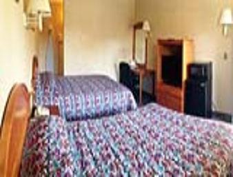 Knights Inn Pine Brook Room photo