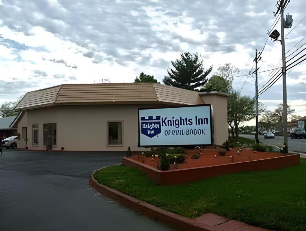 Knights Inn Pine Brook Exterior photo